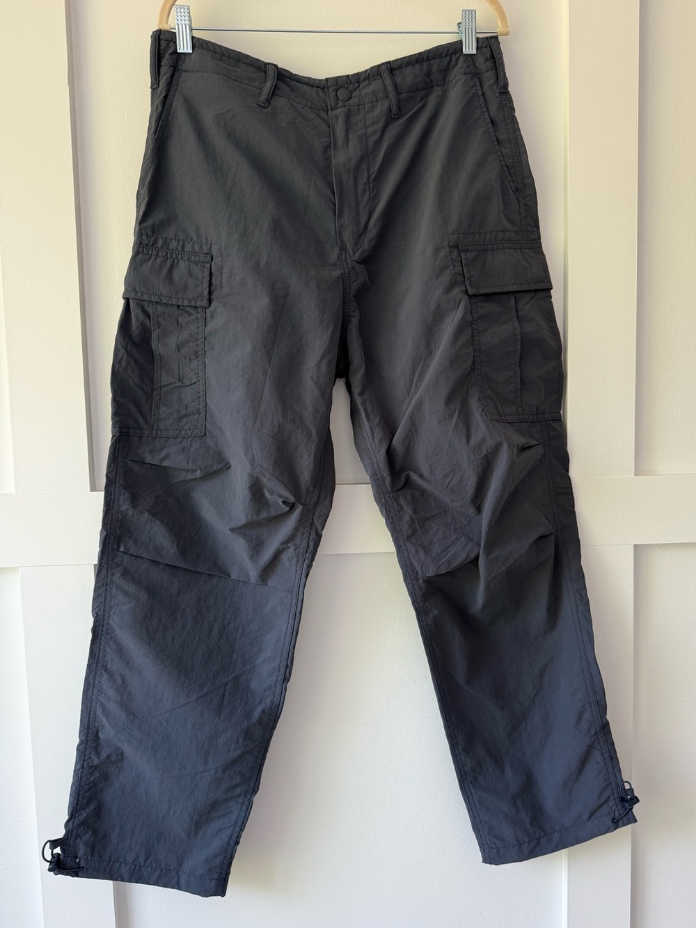 American Eagle Cargo Parachute Pants M